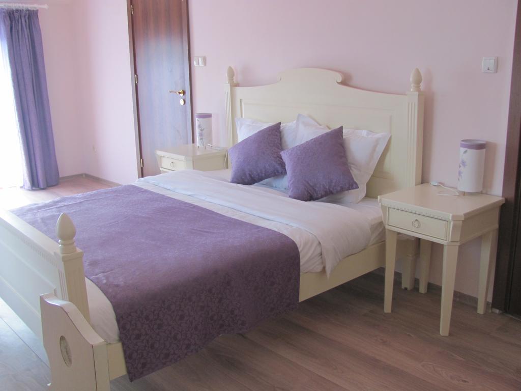 Nevsha Guest House Villa Elma חדר תמונה