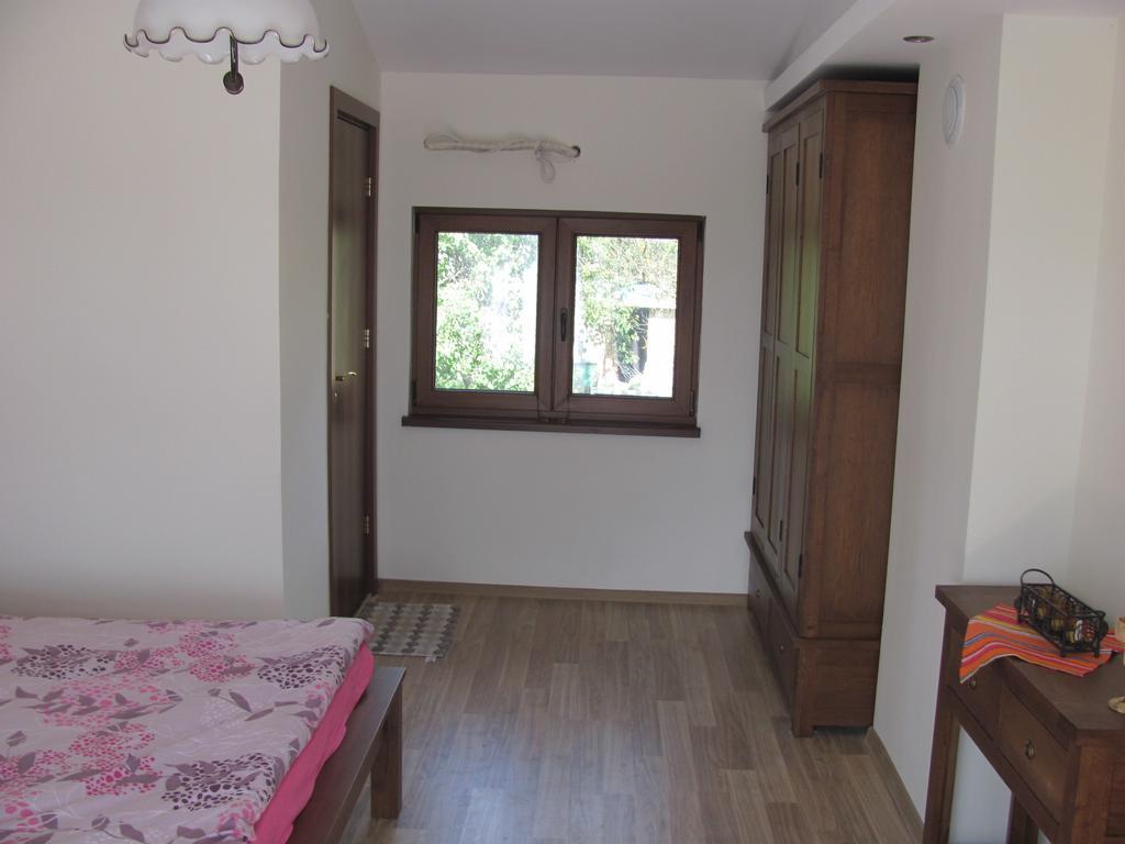 Nevsha Guest House Villa Elma חדר תמונה